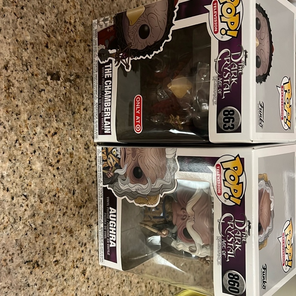 LOT OF TWO Funko Pop The Dark Crystal Age of Resistance Figures #860 & 863 $13